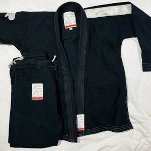 Albino and Preto. B62 Earl Grey Herringbone Classic. Size A1.